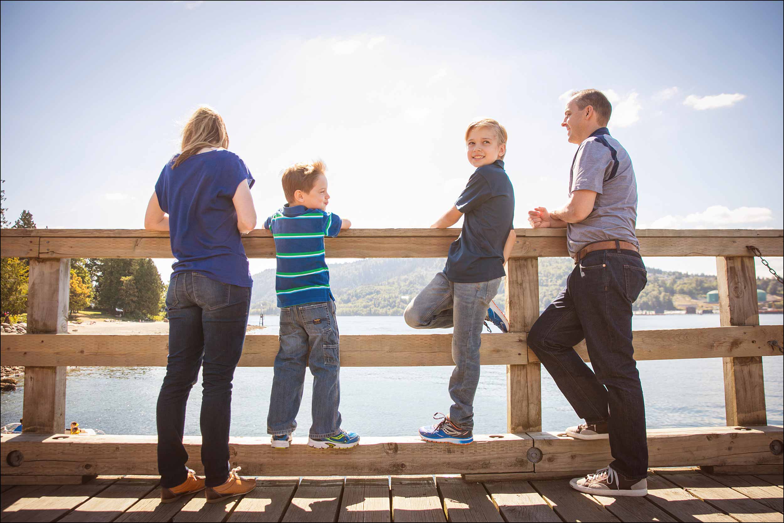 Cates Park pier family photos in North Vancouver